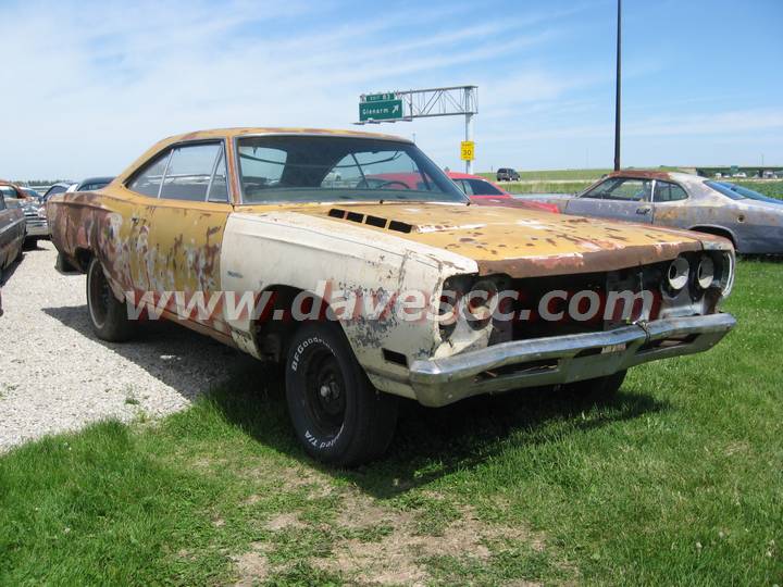 YellowGold 1969 Roadrunner Project Car